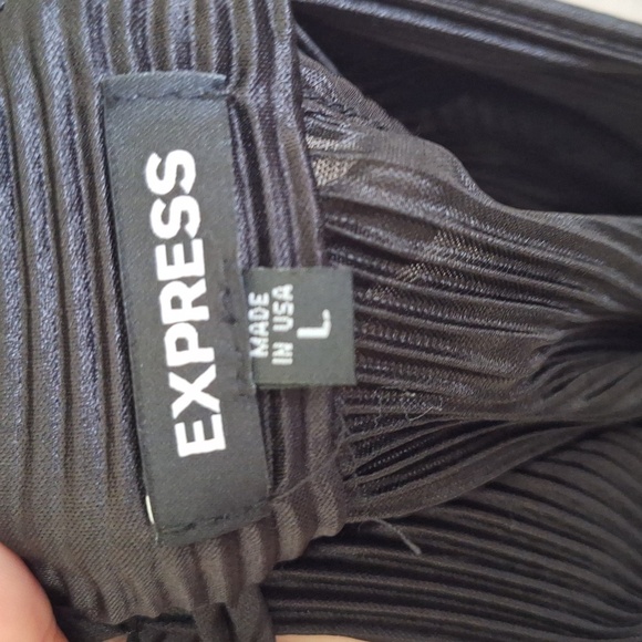 3/$20 Express Black Ribbed Tank Top Size L - Picture 4 of 5